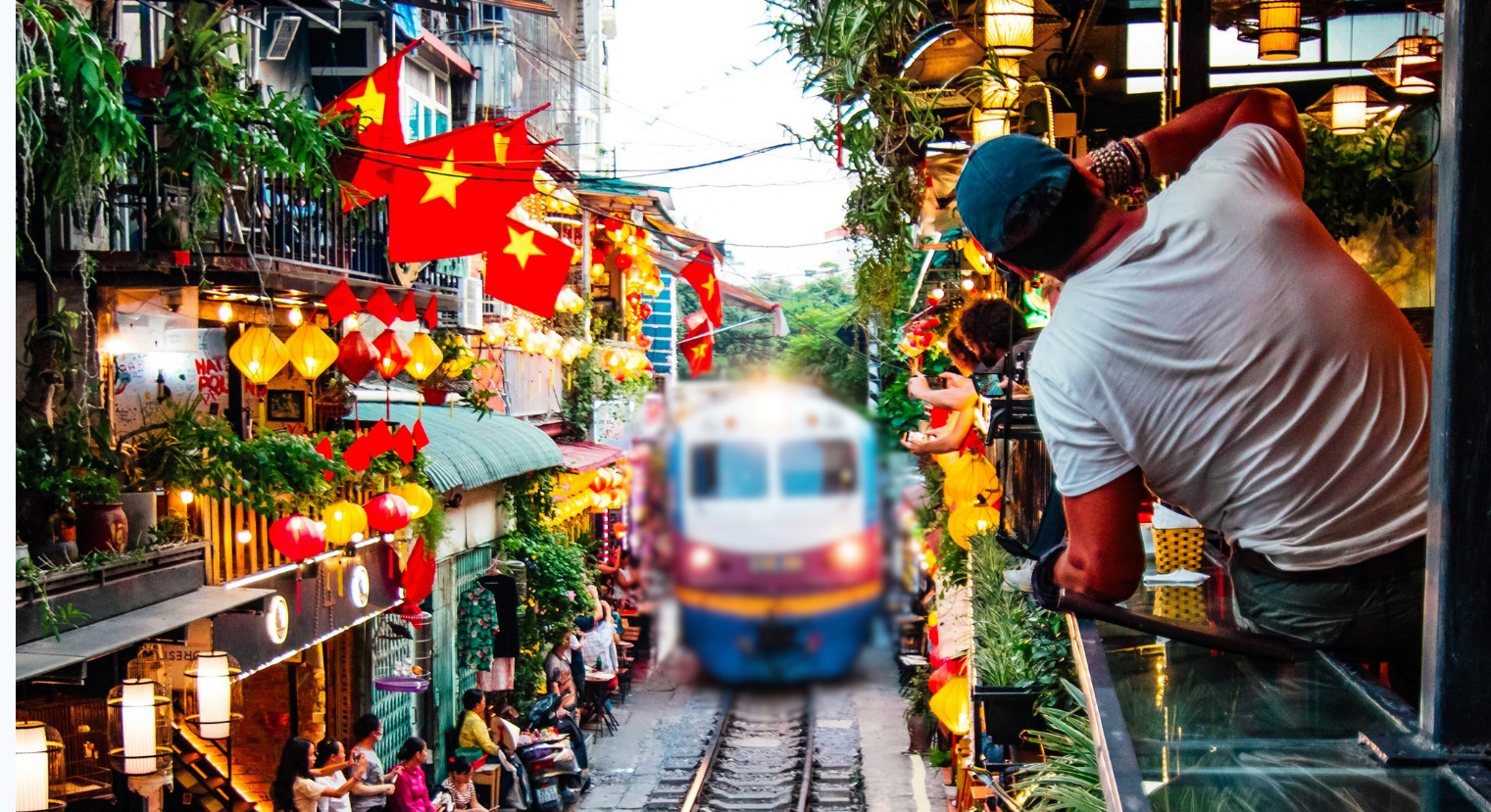 Hanoi Train Street Stopping @budgetbro.app