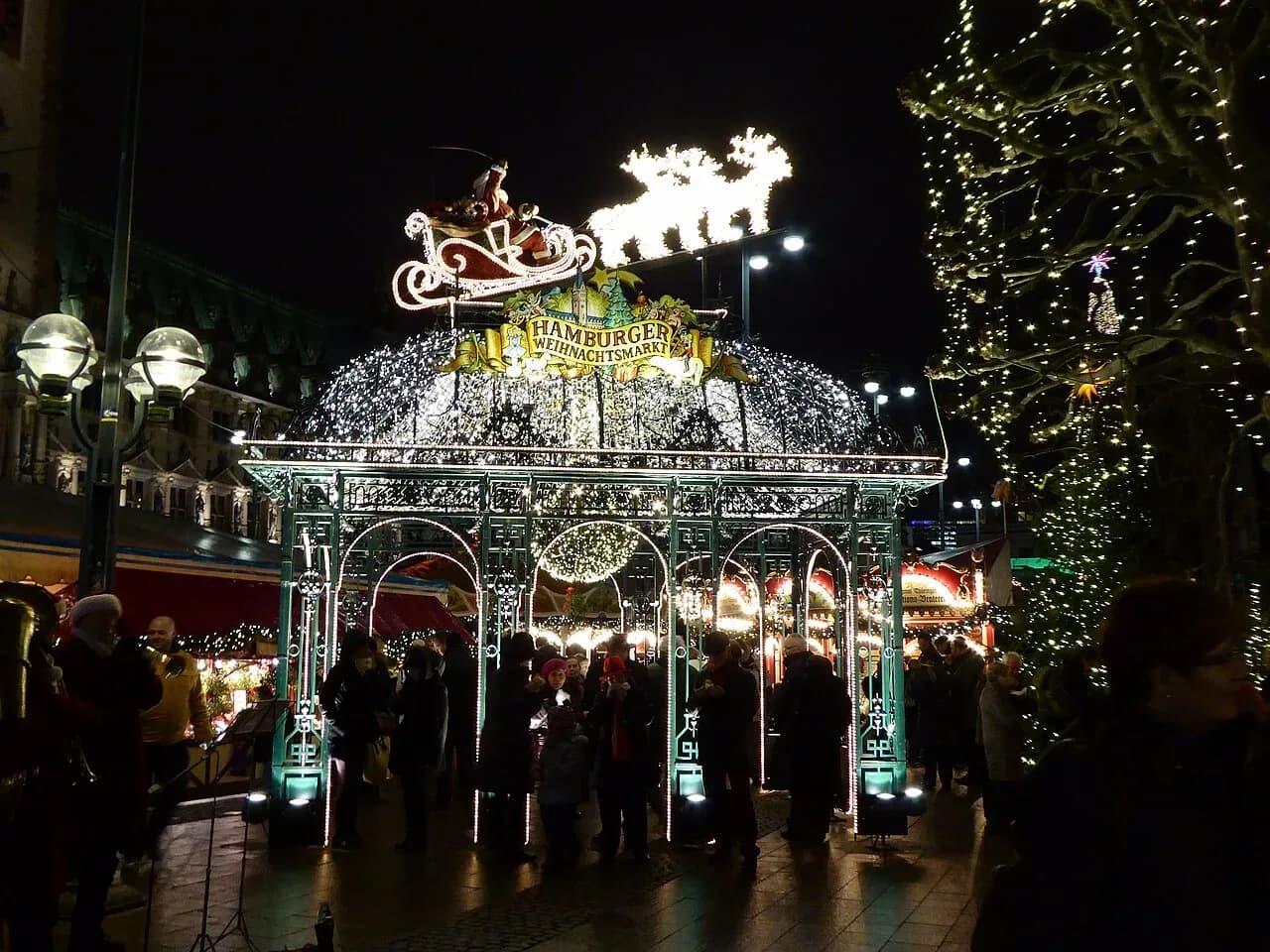 Hamburg Christmas Market Day Trip: What We'd Do and What We'd Skip
