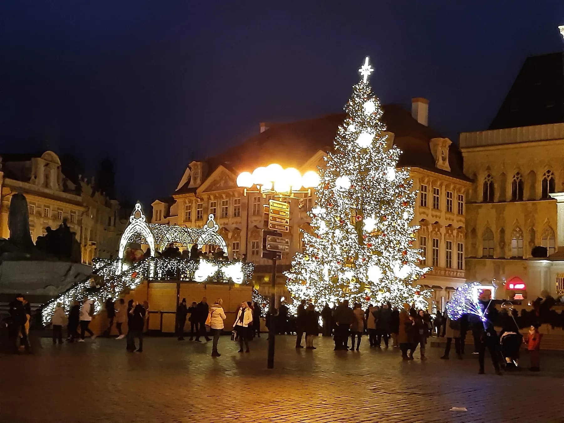 Prague Christmas Market Opening Day: A November Day Trip That Works