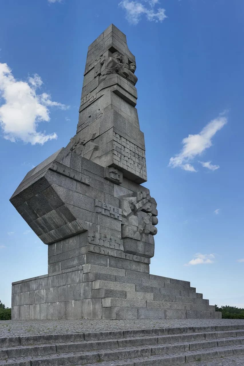 The Westerplatte monument on its mound at the mouth of Gdańsk harbour | BudgetBro