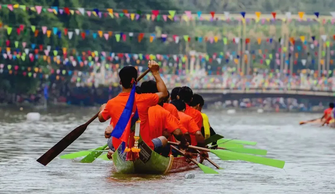 Bon Om Touk Water Festival: Cambodia | BudgetBro